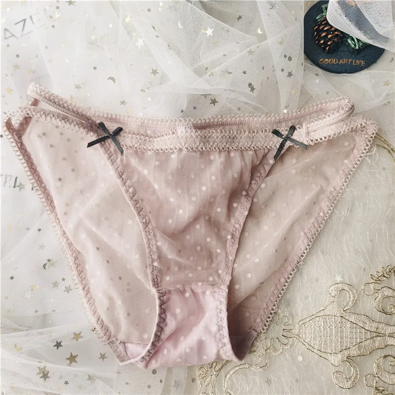 2021 European Cotton Underwear Sexy Lace Panties Low Waist Hollow Out Dot Briefs Seamless Comfortable Briefs Female Lingerie