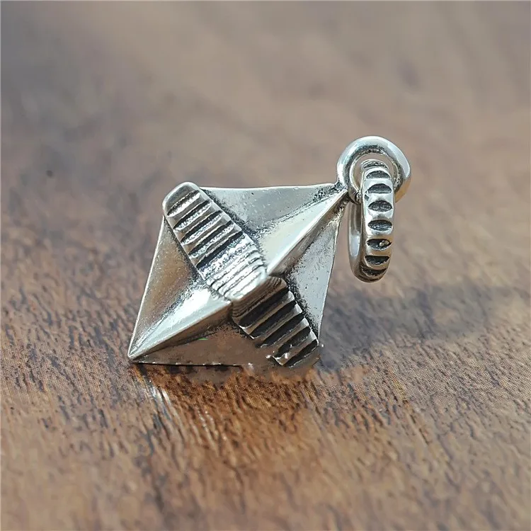 

Original Re-engraved 925 Sterling Silver Thai Silver Cone 3D Three-dimensional Five-pointed Star Pendant