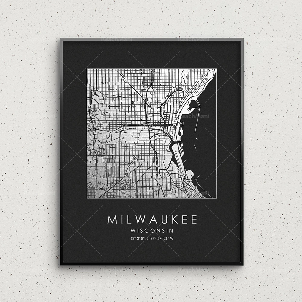 Milwaukee map printing, gold and silver Milwaukee square map, Milwaukee wall decoration, Milwaukee street map, map gift ideas