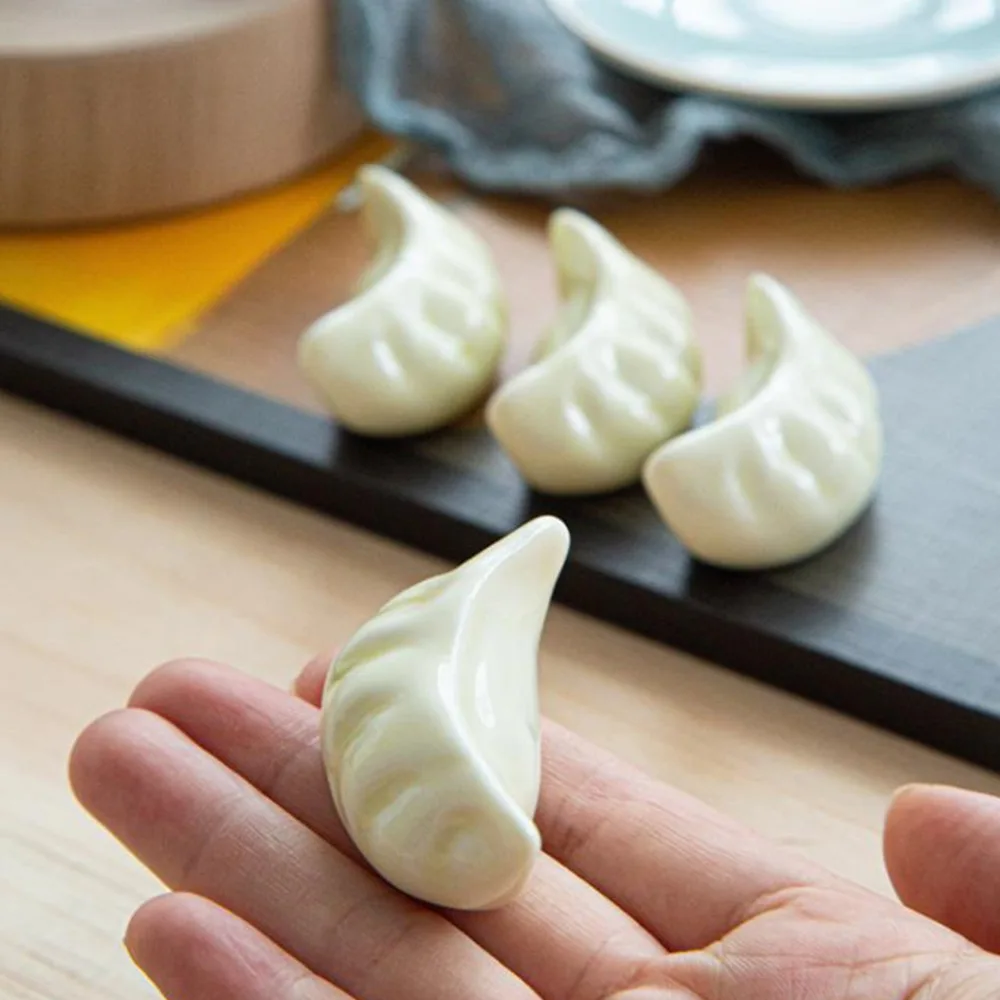 

100pcs Ceramic Crafts Chopstick Rest Shelf Support Household Kitchen Tableware Simulation Dumplings Chopstick Holder Stand