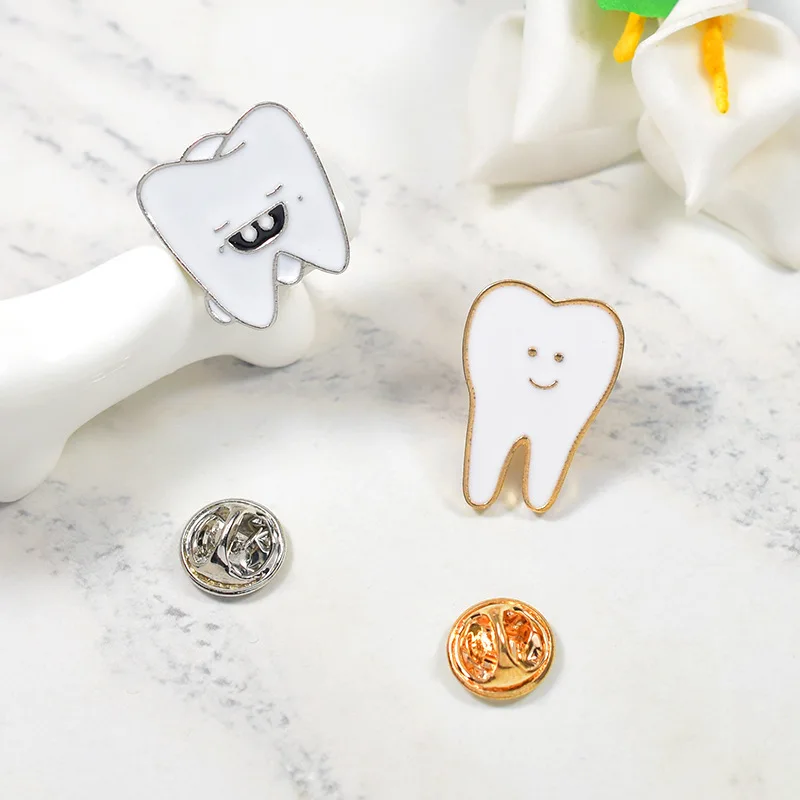 2-4Pcs Brooches Set Dinosaur Skull Ghost Daisy Poppy Flower Tooth Cats Ramen Noodle Enamel Lapel Pins Badge Cartoon Cute Jewelry