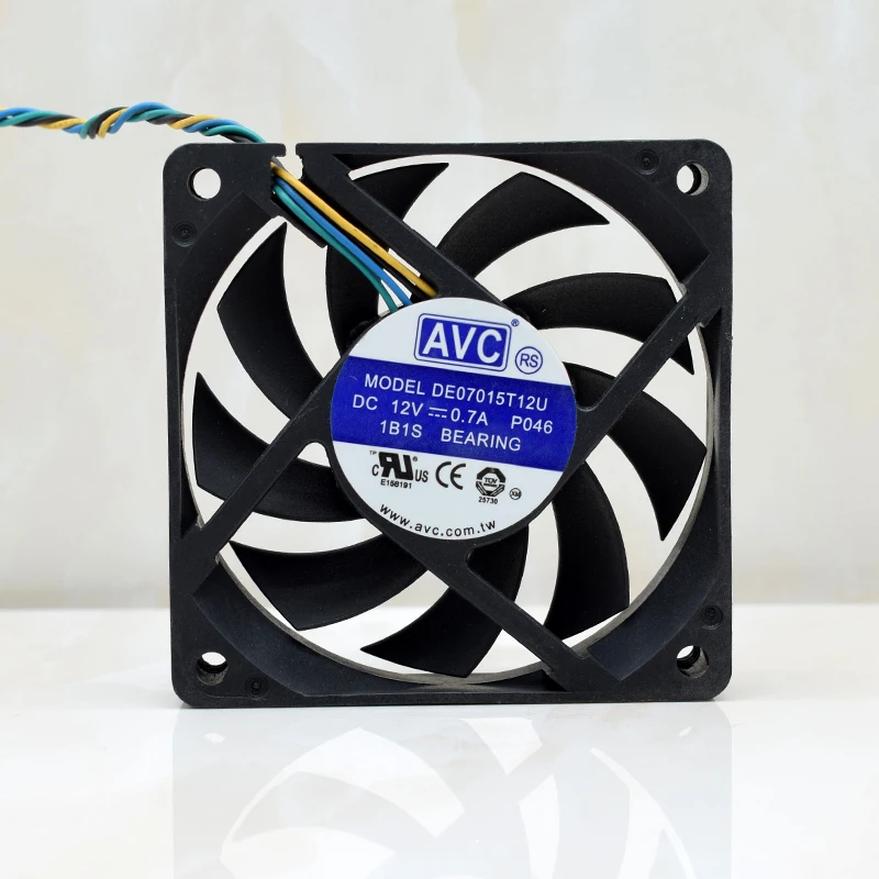 

AVC DS07015T12U P046 Server Cooling Fan DC 12V 0.7A 70x70x15mm 4-wire