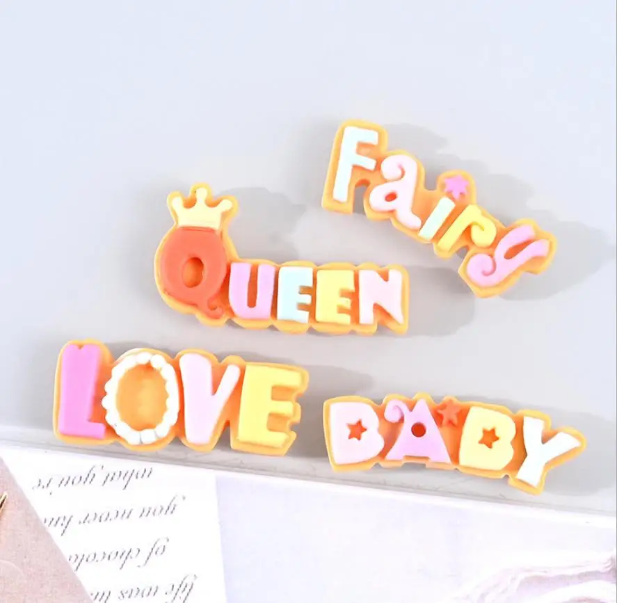 Resin Letter QUEEN BABY LOVE Flatback Charms Decor Charms for DIY Phone Case Scrapbooking Jewelry Making