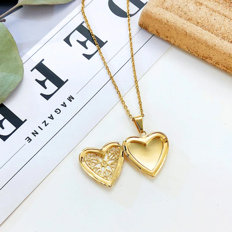 Vnox Hollow Heart Locket Pendants for Women Men, Photo Frame Necklaces,Stainless Steel Trendy Love Collar Gift