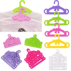 5 Pcs / Set Hanger Doll Accessories For 43 Cm Born Baby Clothes 42 Cm Nenuco 18 Inch American Doll Girl Toys Our Generation