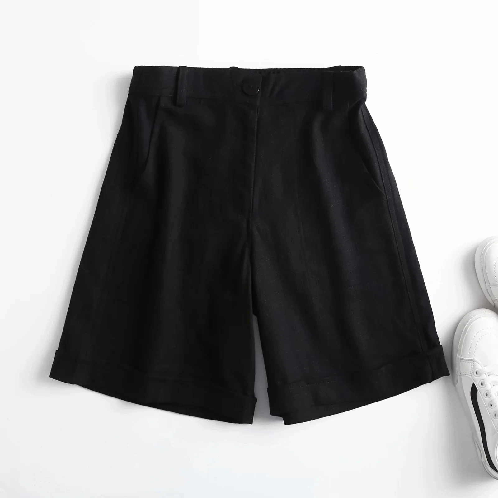 Maxdutti 2024 Enlgand Office Lady Fashion Shorts Women Simple Solid Linen Loose Summer Casual Short Feminino Bemuda Women Short