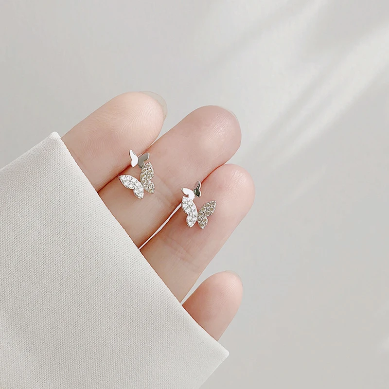 The lovely 925 Sterling Silver Butterfly Earrings With Bejewelled Zircon Women\'s Fashion Jewelry And Korean Earrings Party Gifts