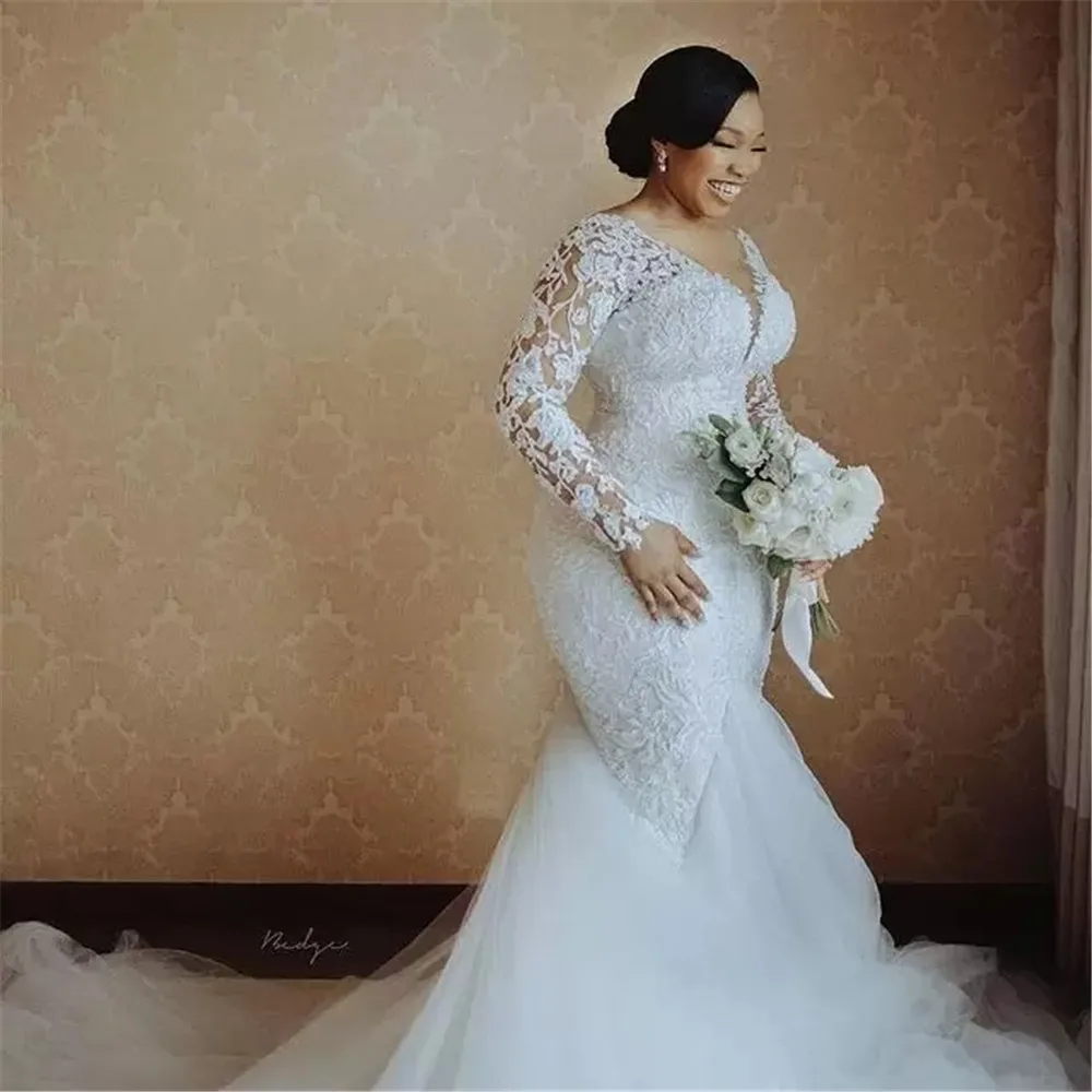 Abiti da sposa a sirena Aso Ebi arabi Plus Size maniche lunghe Appliques collo trasparente Boho donna abiti da sposa bianchi Robe De Mairee