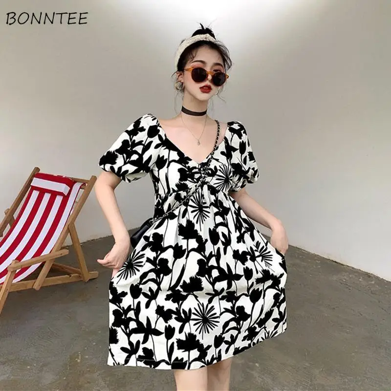 Dress Women Retro Floral French Romance Summer V-neck Ladies A-Line Vestidos Empire Chic Fashion Holiday Womens Sundress Popular