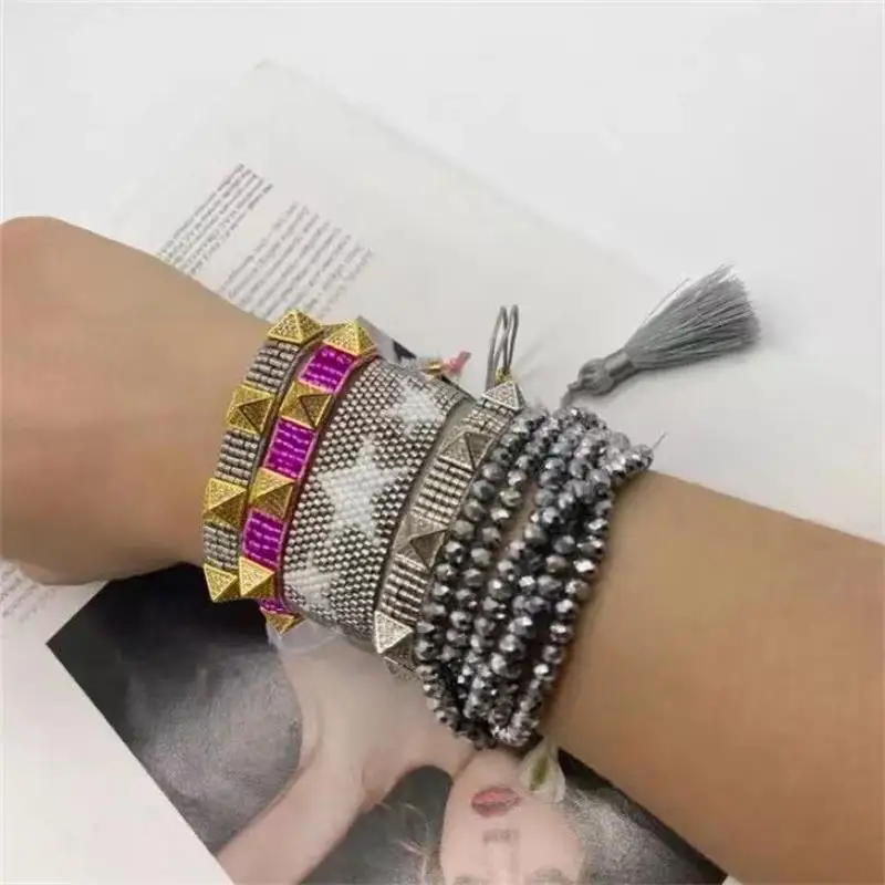 

ZHONGVI Bohemian Bead Bracelet for Women Set Charm Bangle Boho Jewelry Pulsera Accessorie Vintage Shell Crystal Bracelets