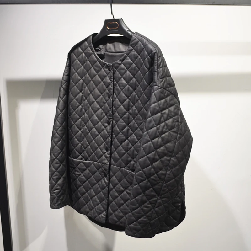 Veste en cuir véritable pour femme, manteau court brodé de diamants, col rond simple, vêtements d'hiver pour femme, 2023