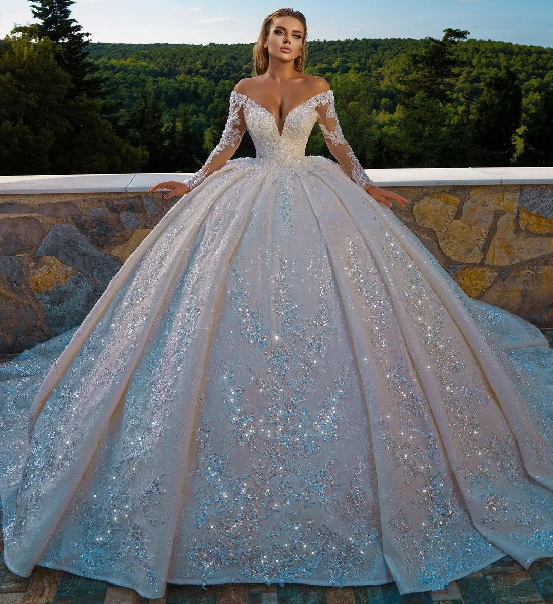 

Sexy Church Wedding Dresses V Neck Long Sleves Glitter Sequins Beadings Bridal Wedding Gown Plus Size Ruffles