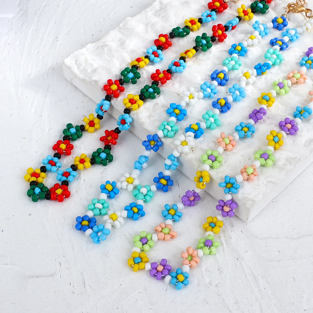 AENSOA Bohemian Colorful Flowers Beaded Necklace for Women Handmade Acrylic Resin Beads Choker Collar Necklace Summer Jewelry