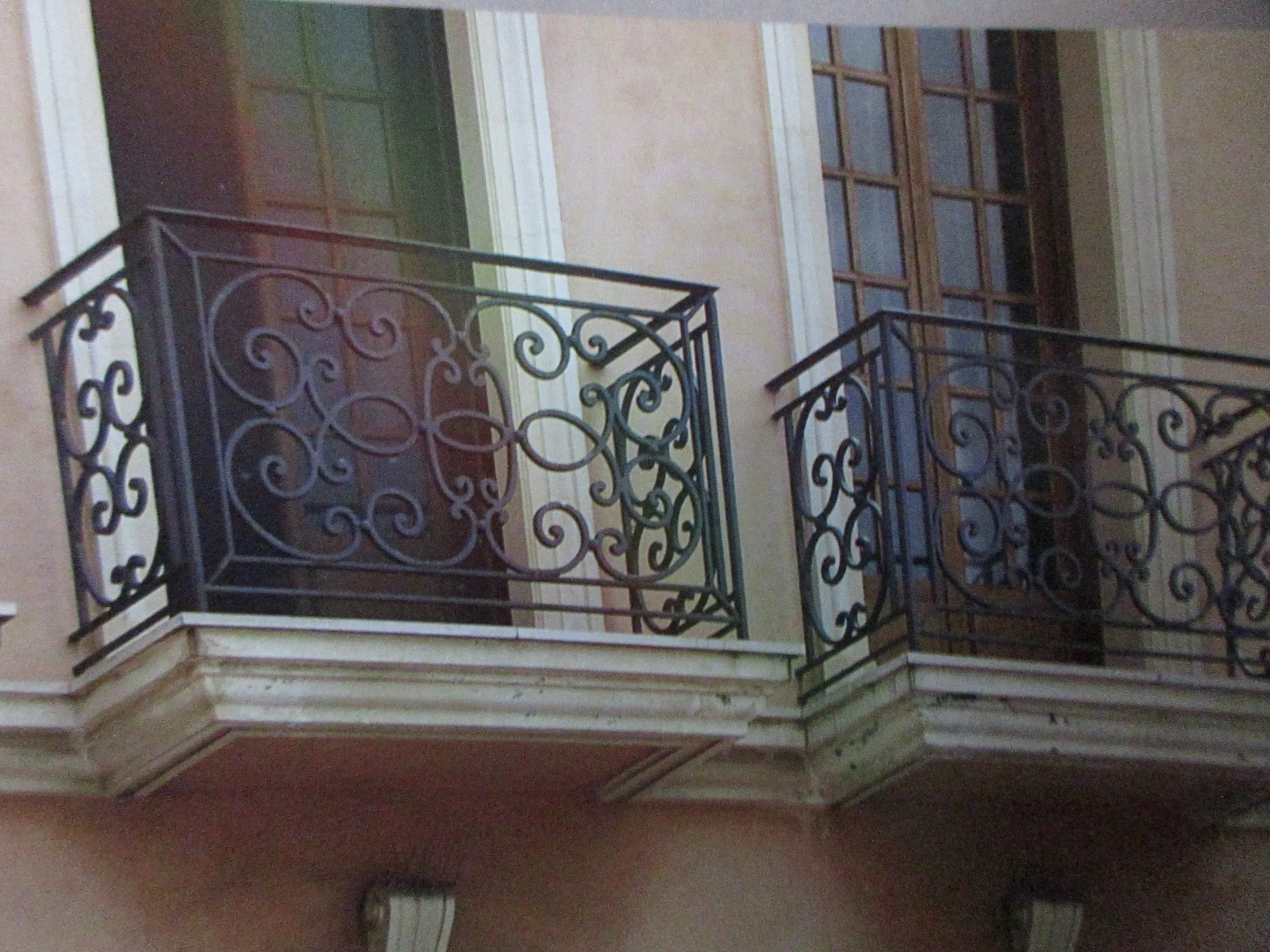 Hench shanghai top quality factory made wrought iron stair railing wrought iron balustrade