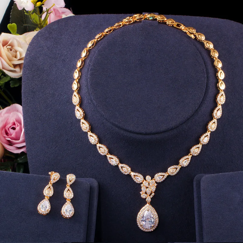 CWWZircons Luxury Cubic Zirconia Gold Color Water Drop Earring Necklace Bracelet Wedding Party Costume Bride Jewelry Sets T402