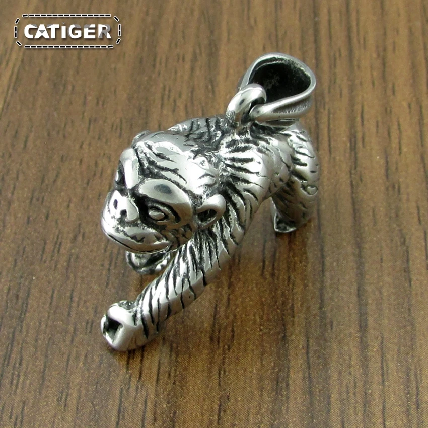 Free Shipping Fashion316L Stainless Steel Gorilla Necklace  Classic animal Orangutan Pendant Jewelry