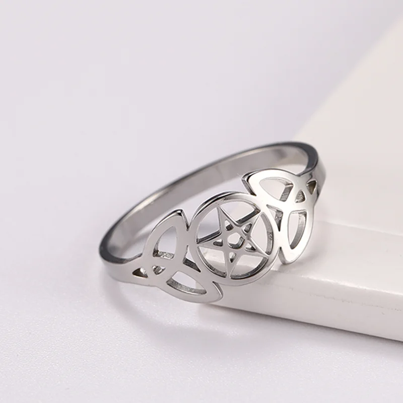 COOLTIME Women Supernatural Pentagram Rings Stainless Steel Fashion Irish Celtic Knot Amulet Finger Ring Jewelry Gift Wholesale