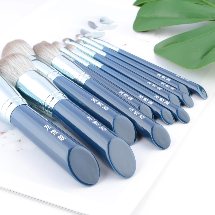 11pcs/Set Blue Makeup brushes Set Foundation Blusher Bronzer sculpting Highlighter Eye shadow eyebrow Make up brush Grey hair