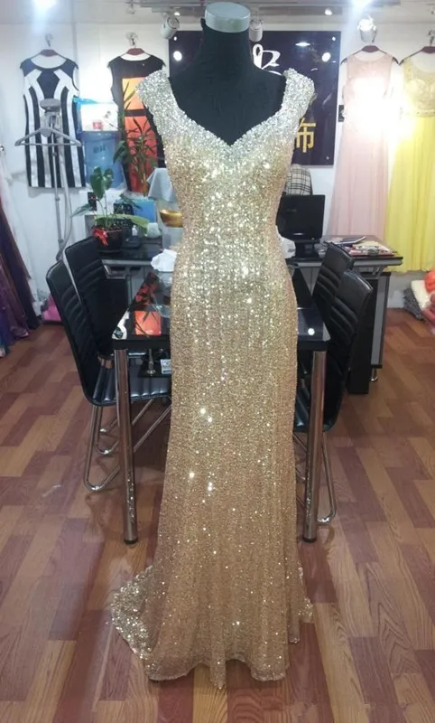 

Cheap !Sheer Back Gold Sequined Mermaid Prom Dresses 2020 Long Sexy Backless Evening Dress Dazzling Crystal Formal Party Gowns