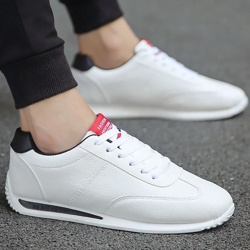 Zapatillas vulcanizadas básicas para hombre y niño, zapatos cómodos de cuero, informales, a la moda, color blanco, Otoño, 2021