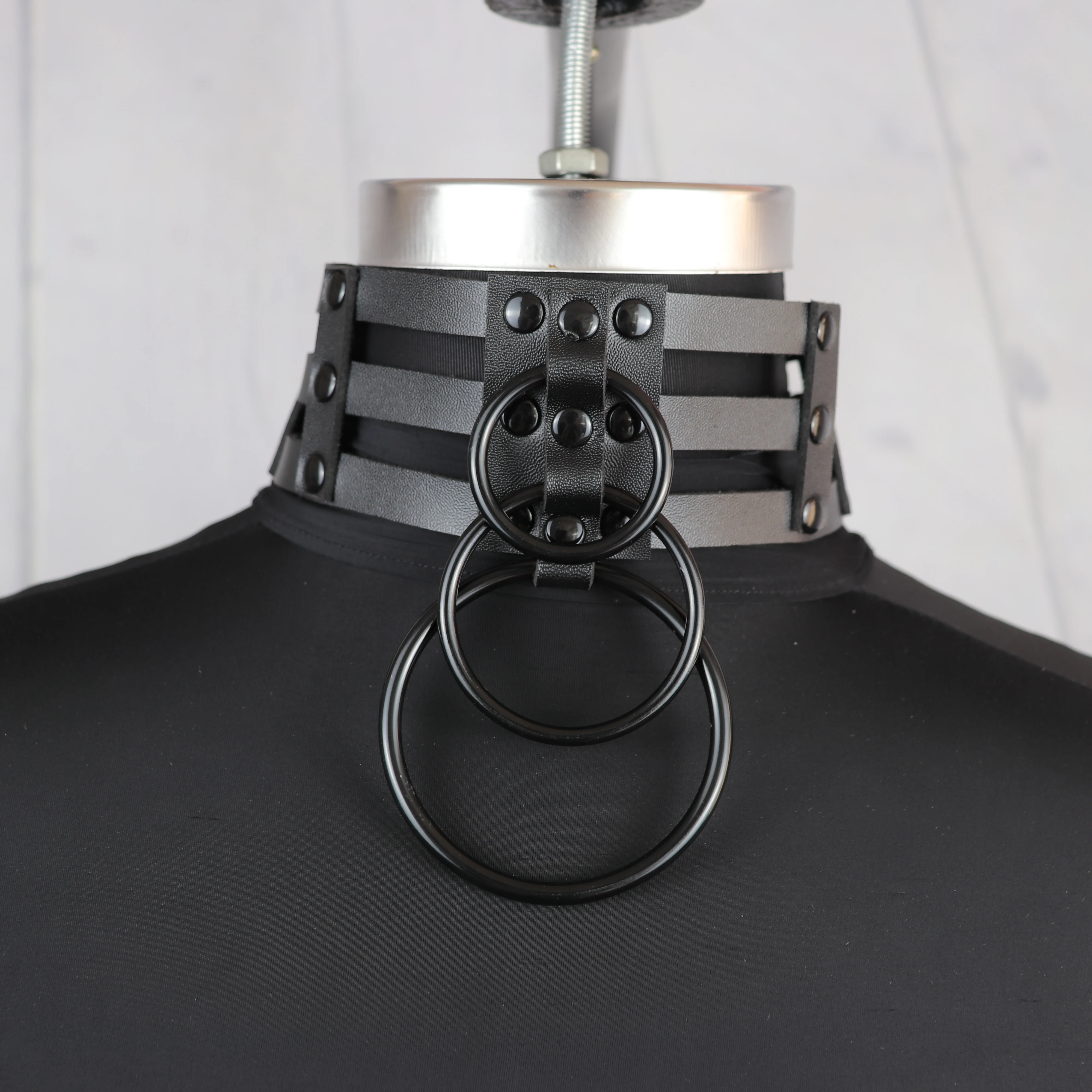 UYEE Punk Sexy Spike Gothic Collar Wide Neck Strap Girls Leather Harness Adjustable Belt Harajuku Handmade For Women Party Club