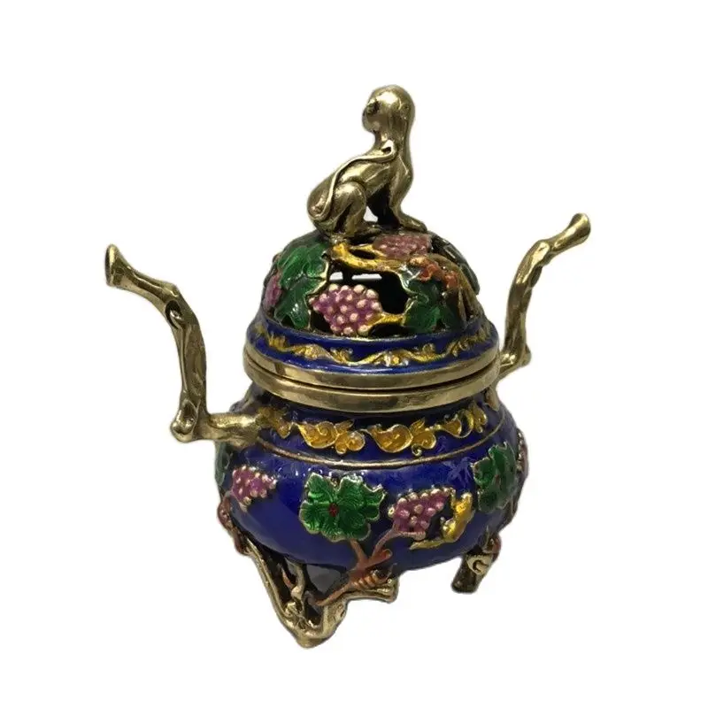 

Antique bronze Cloisonne descendants of thousands of generations of incense burner decoration