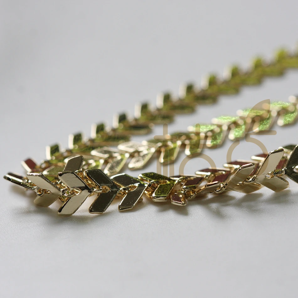 One Meter Premium Plated Solid Brass Chain-Arrow 5.9x5.5mm (3371C)