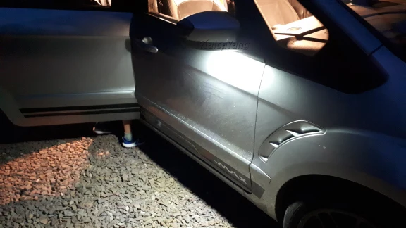 2 Stück Pfützenleuchten Canbus LED Unterseiten-Spiegelbeleuchtung für Ford SMax CMax Kuga Escape Monde 4 Focus 3 Grand 2 Zubehör – Detail 1