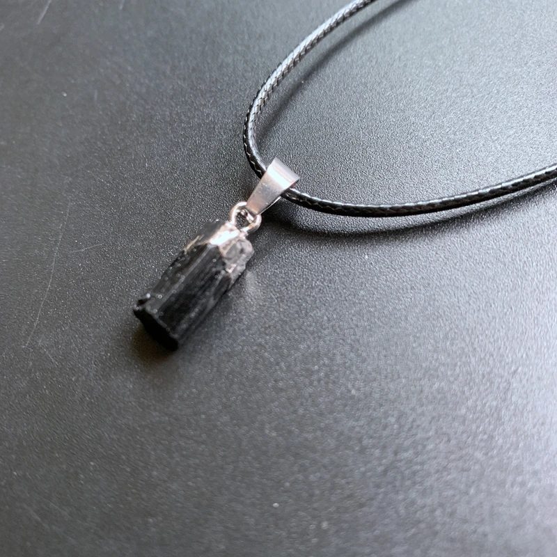 Natural Black Tourmaline Stone Pendant Radiation Protection Stone Necklace Rough Crystal Raw Jewelry Dropship 1pc image 3