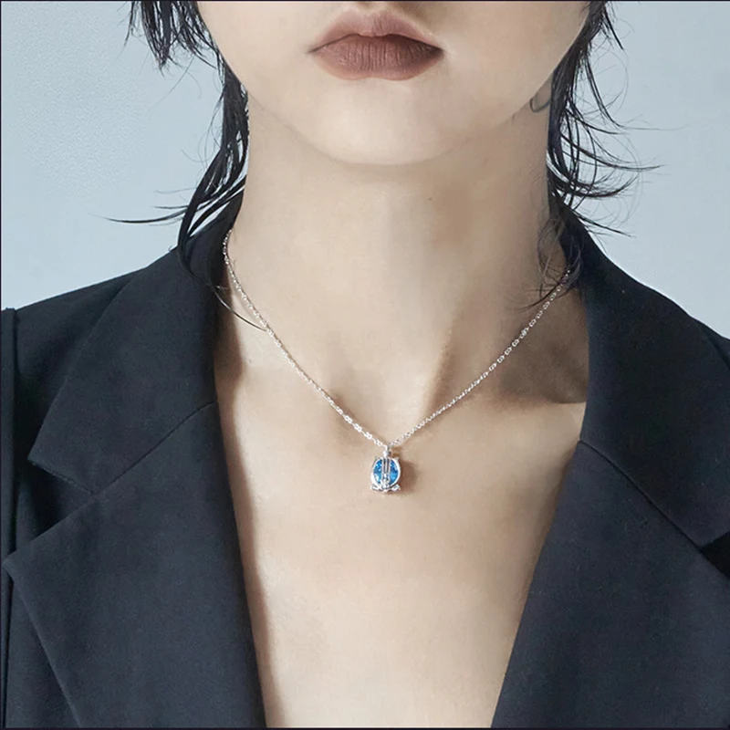 Ожерелье из платины и циркона для девочек