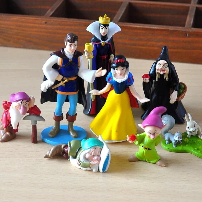 8pcs/Lot Snow White Witch Empress Prince Charming Dwarf Action Figures Doll Toys