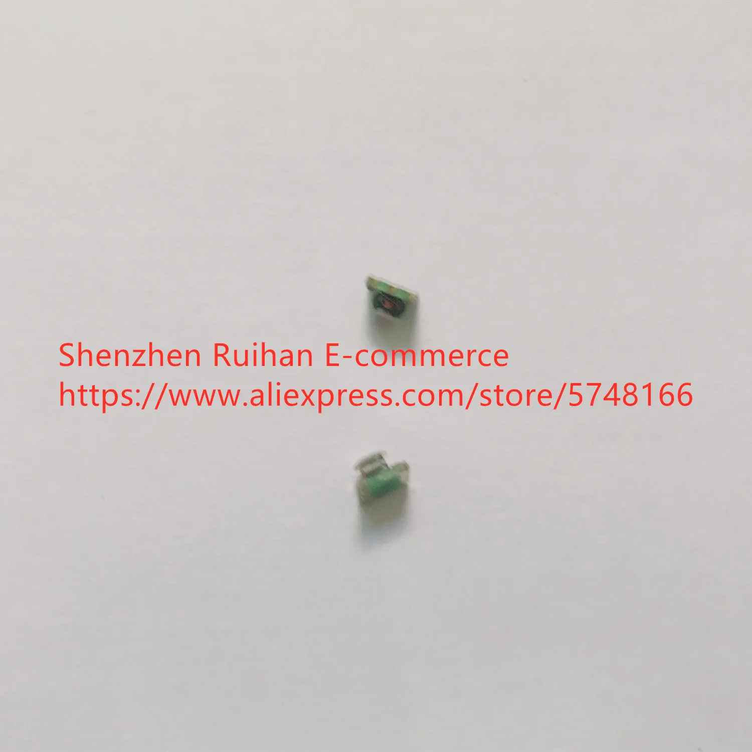 Original new 100% YB032T SMD miniature 1:1 isolated 4.5-2000MHz RF gigabit high frequency balun signal transformer
