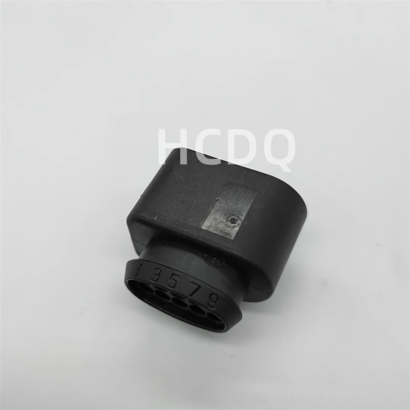 The original 4H0 973 715 Female automobile connector plug shell and connector are supplied from stock