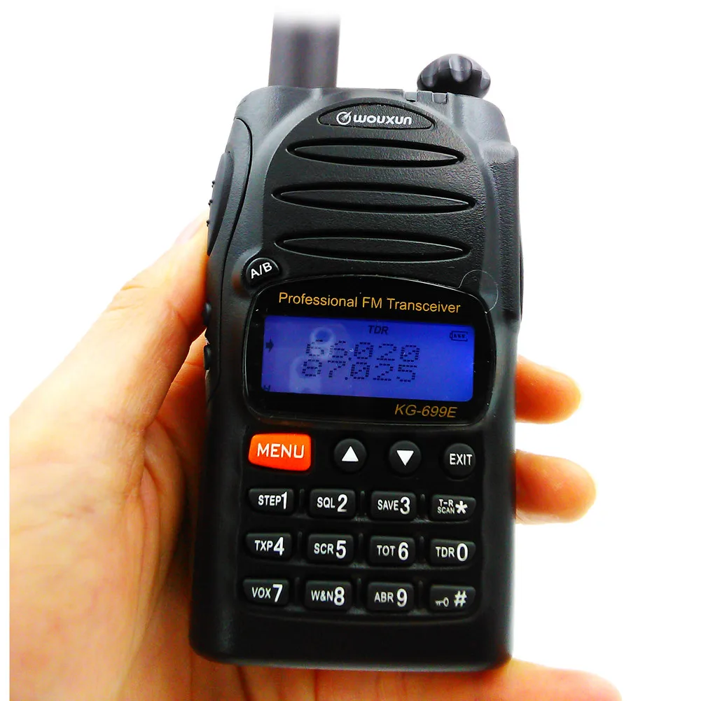 Wouxun Walkie Talkie  KG-699E 66-88MHz  / 136-174MHz / 400-470MHz Handheld Transceiver Two Way Radio 5W