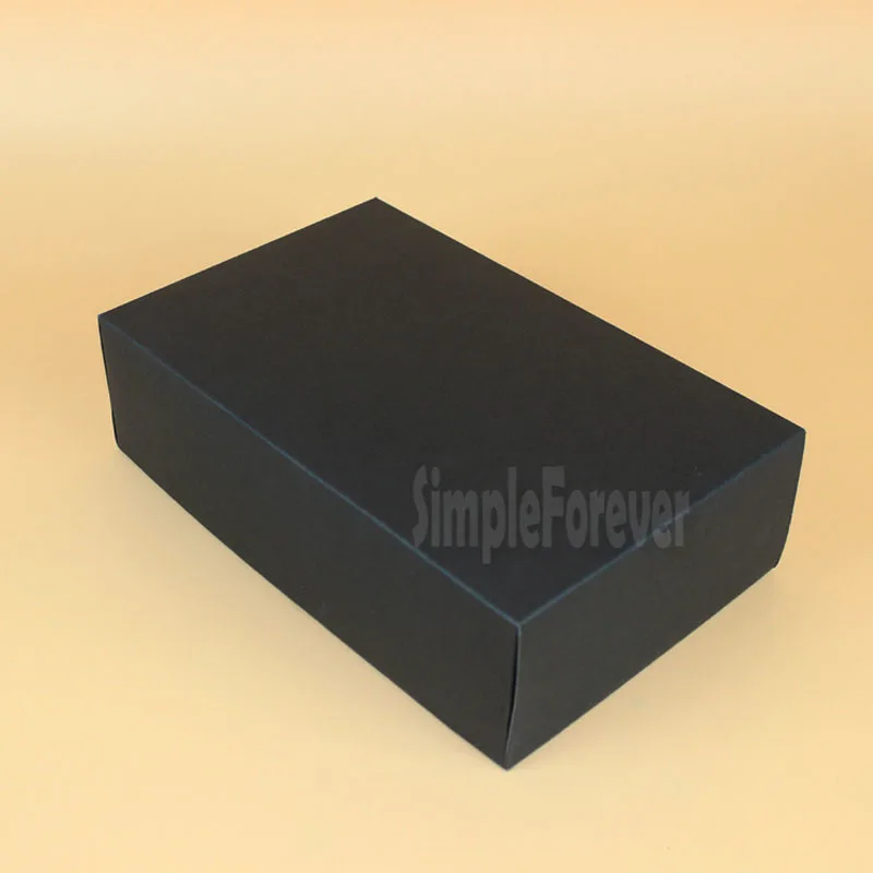 28*18*8cm 50pcs Large Black White Paper Gift Box Big Gift Kraft Cardboard Box for T-shirt Shoes Underwear