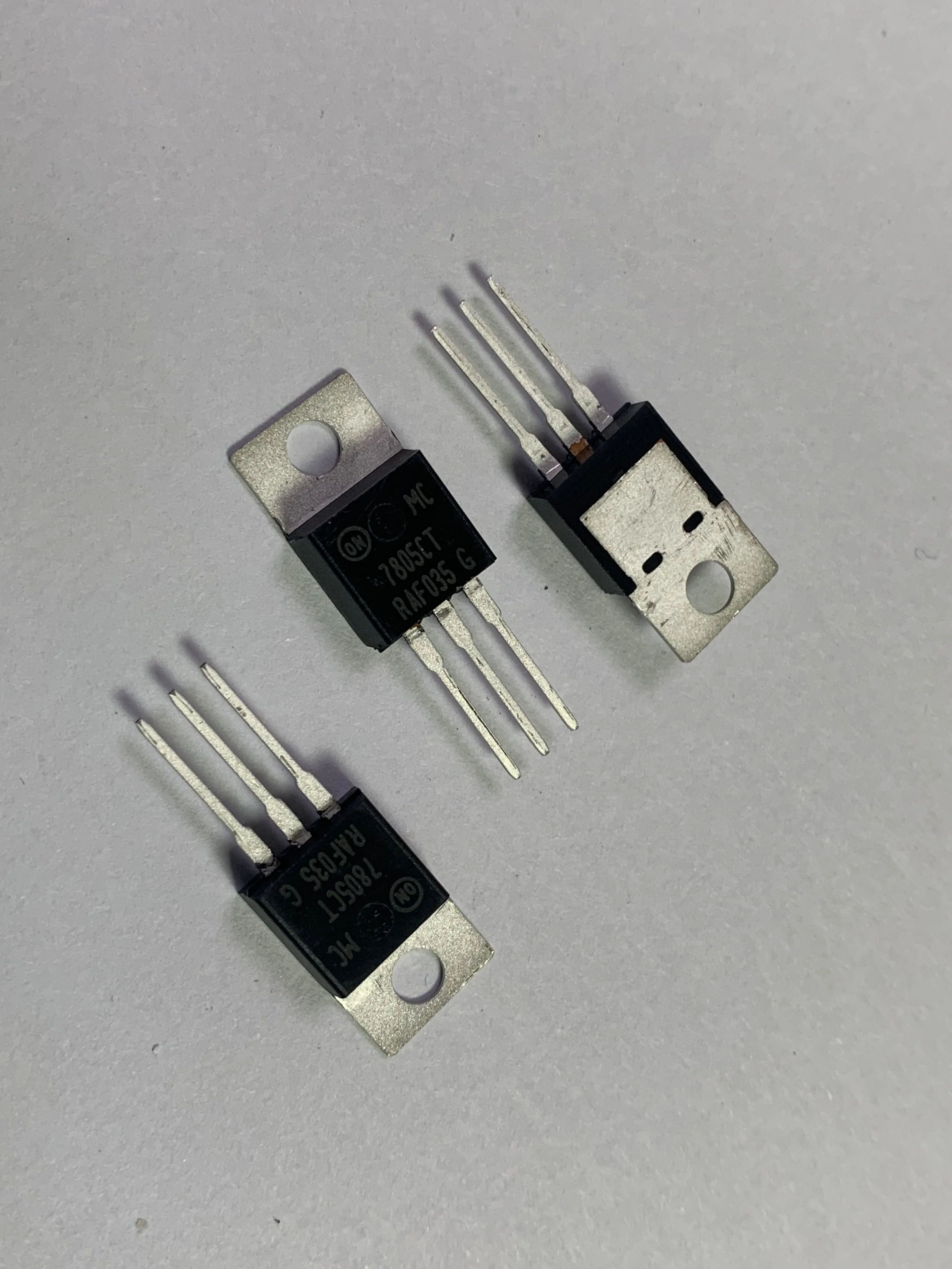 2 unids/lote/PFB6000 60A 60V a-220