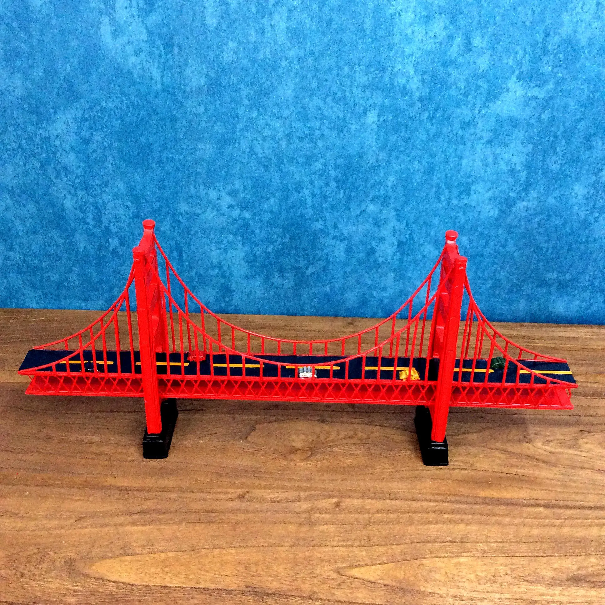 

Bridge-Model-Toys Gifts Vintage Ornaments Iron Crafts Figurines Vehicle Bar Furnishings Kid Gift Decor Collection Decoration