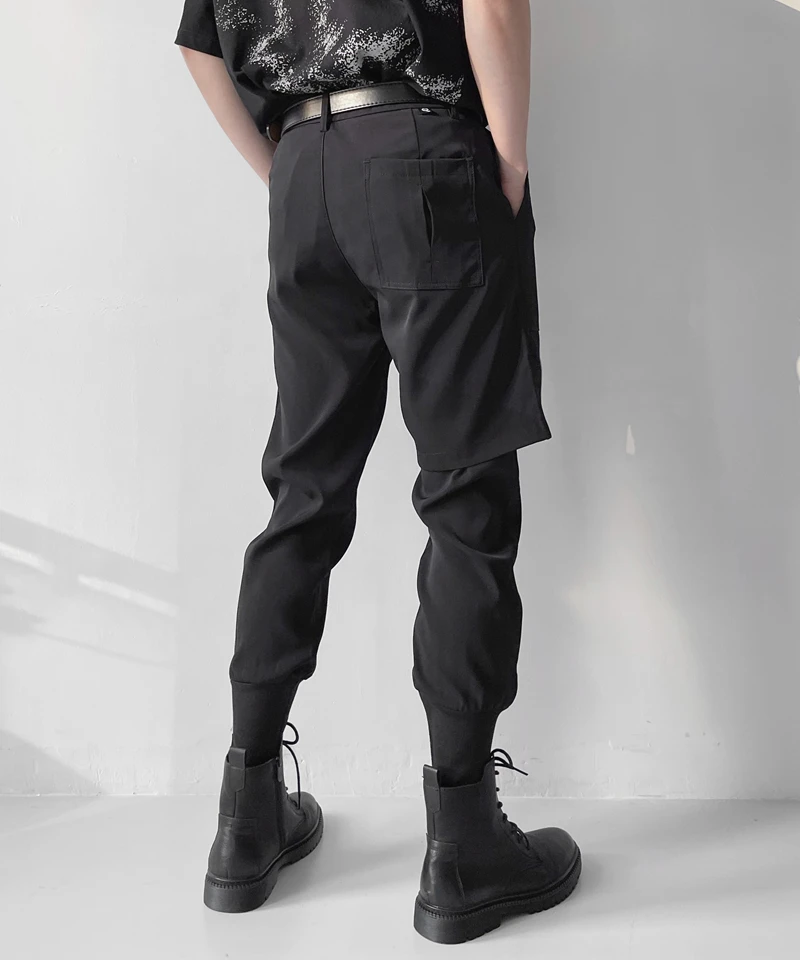 The New Asymmetrical Cropped Pants With Decorative Zip-Up Leggings And Smaller Legs Are Suitable For Spring/Summer Men In A Larg