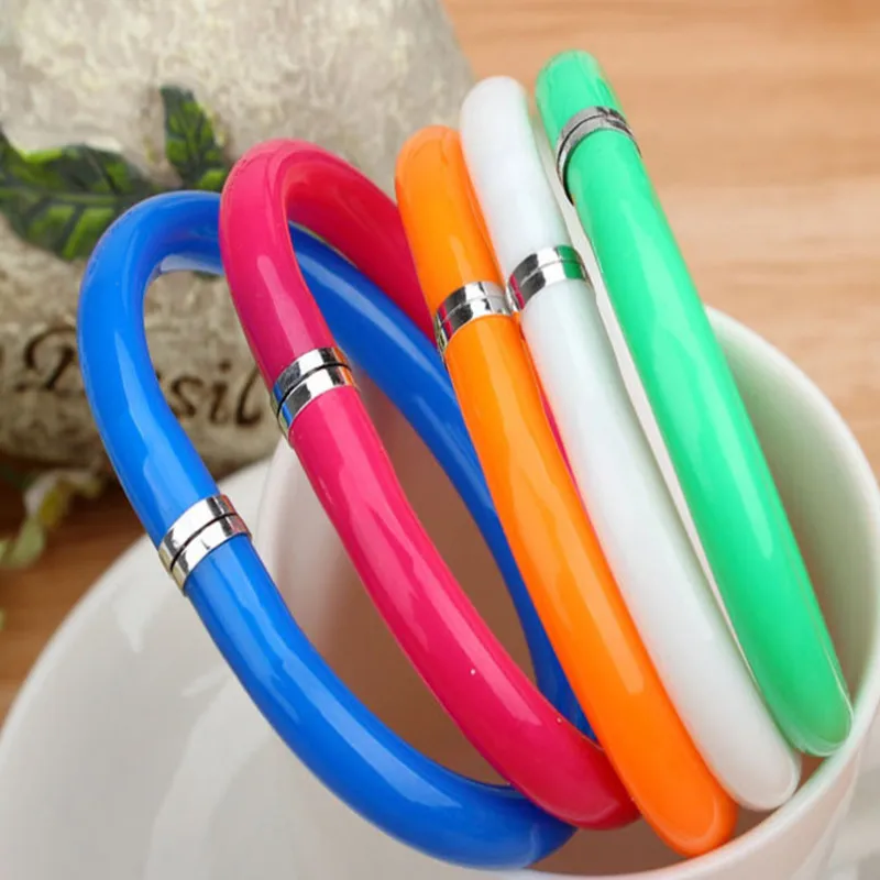 1Pc Bracelet Ballpoint Pen Novelty Flexible Writing Ball Pen Stationery School Office Supplies Random Color Student Kids Pens