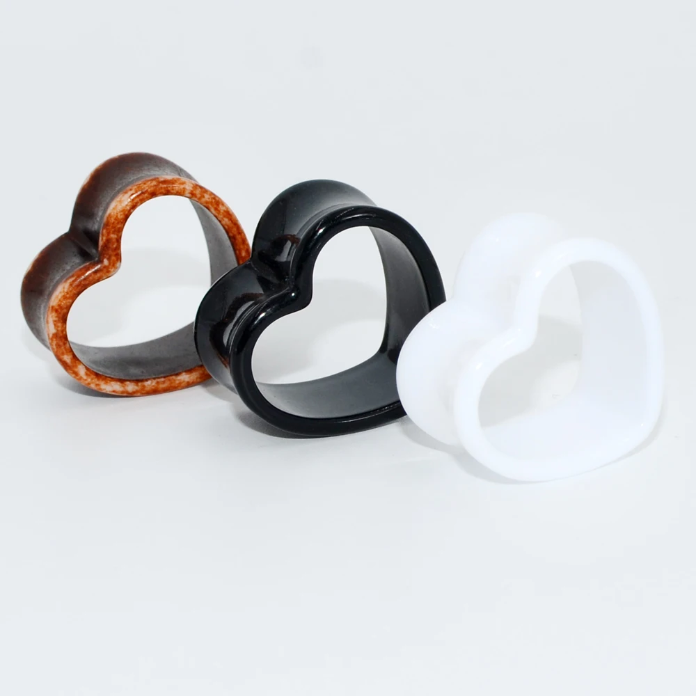 2 pcs Acrylic Heart Shape Ear Tunnels Ear Expander Flesh Ear Plugs Fashion White Black Brown New Style Body Piercing  Jewelry