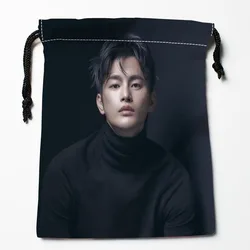 Custom KPOP Seo In Guk borse con coulisse borse portaoggetti In tessuto con stampa moda antipolvere regalo festivo per ragazze dei ragazzi 18x22cm 0824