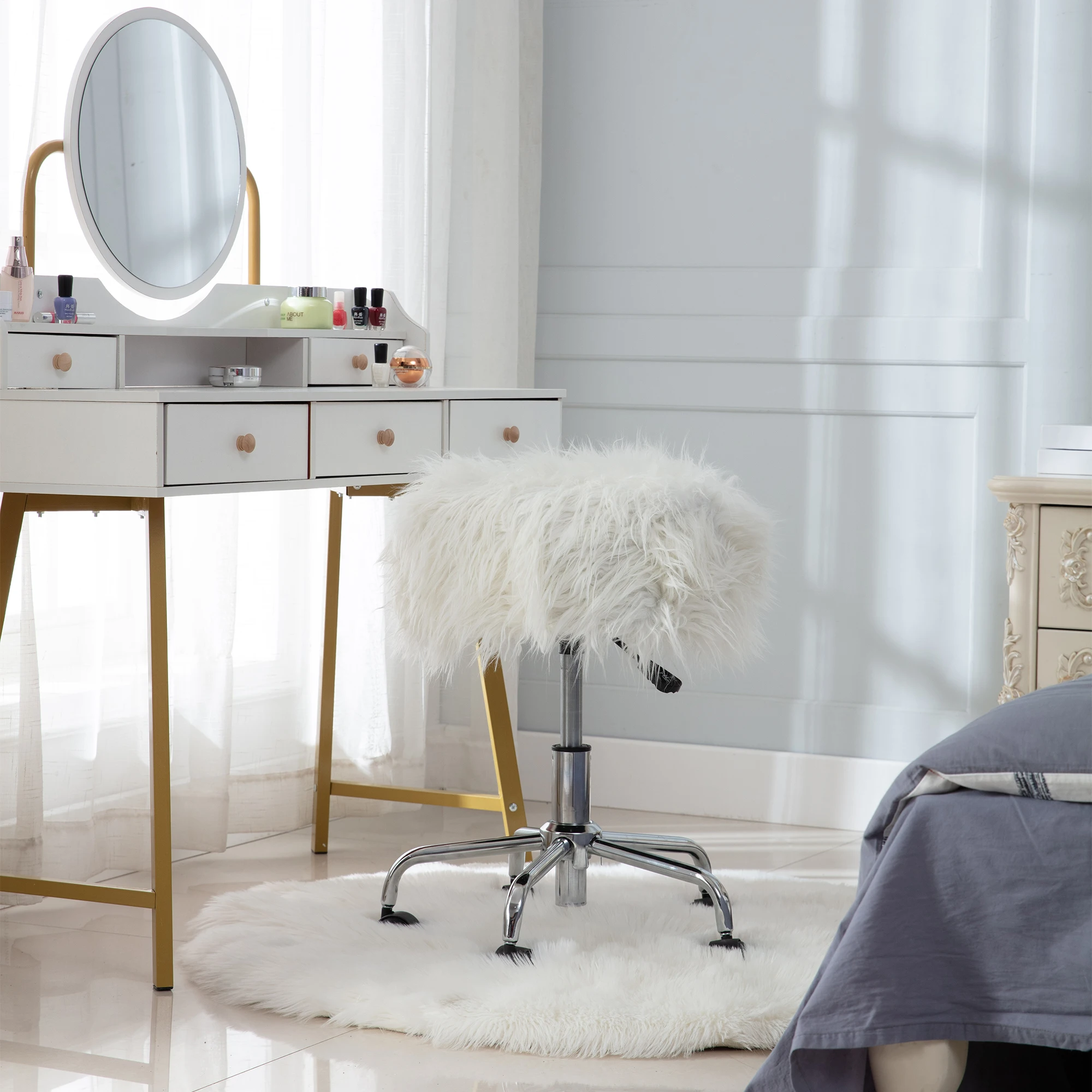 Faux Fur Stool in White  Makeup Stool Dressing Stool Living Room Coffee Table Stool US Warehouse