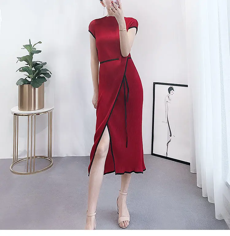 

HOT SELLING Miyake fashion fold slash neck short sleeve lacing straight dress IN STOCK