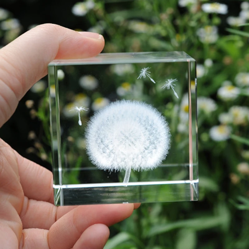 

60mm 3D Laser Engraved Dandelion Cube Dandelion Miniature Glass Model Paperweight For Home Decoration Gifts