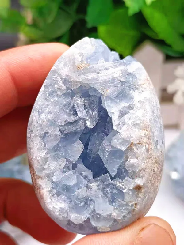 Natural quartz crystal blue crystal crystal cluster home decoration