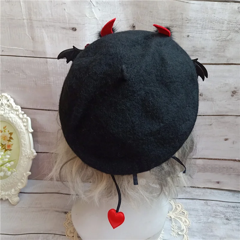 Girl Spring Winter Antlers Berets Hat Cute Deer Horn Wool Berets Women Bowknot Painter Style Hat Dark Devil Lolita Cap Bonnet