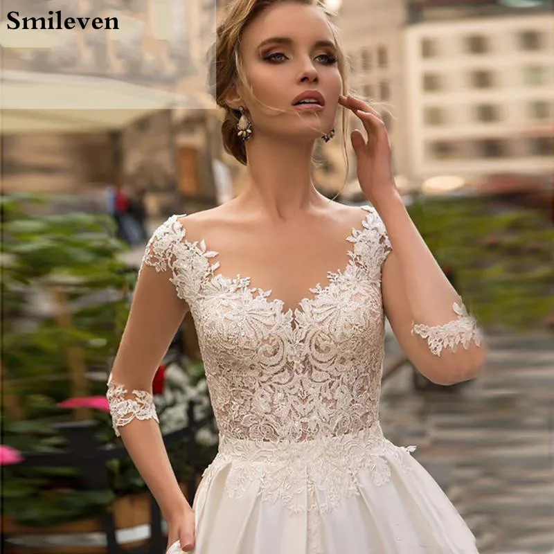 

Smileven Lace Boho Wedding Dress Half Sleeve Appliqued Lace Bridal Dress Romantic Buttons Vestido De Noiva Wedding Gowns