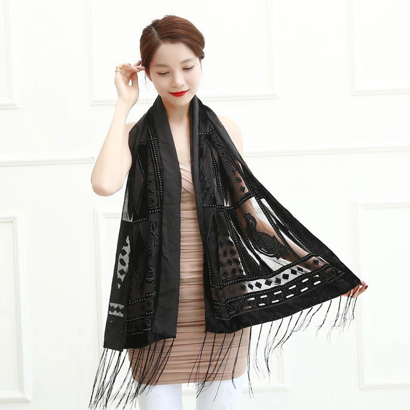 Luxury Spain Style Brand New Scarf Women Tassel Velvet Shawl Winter Lady High Quality Wrap Plaid Pashmina Muslim Hijab