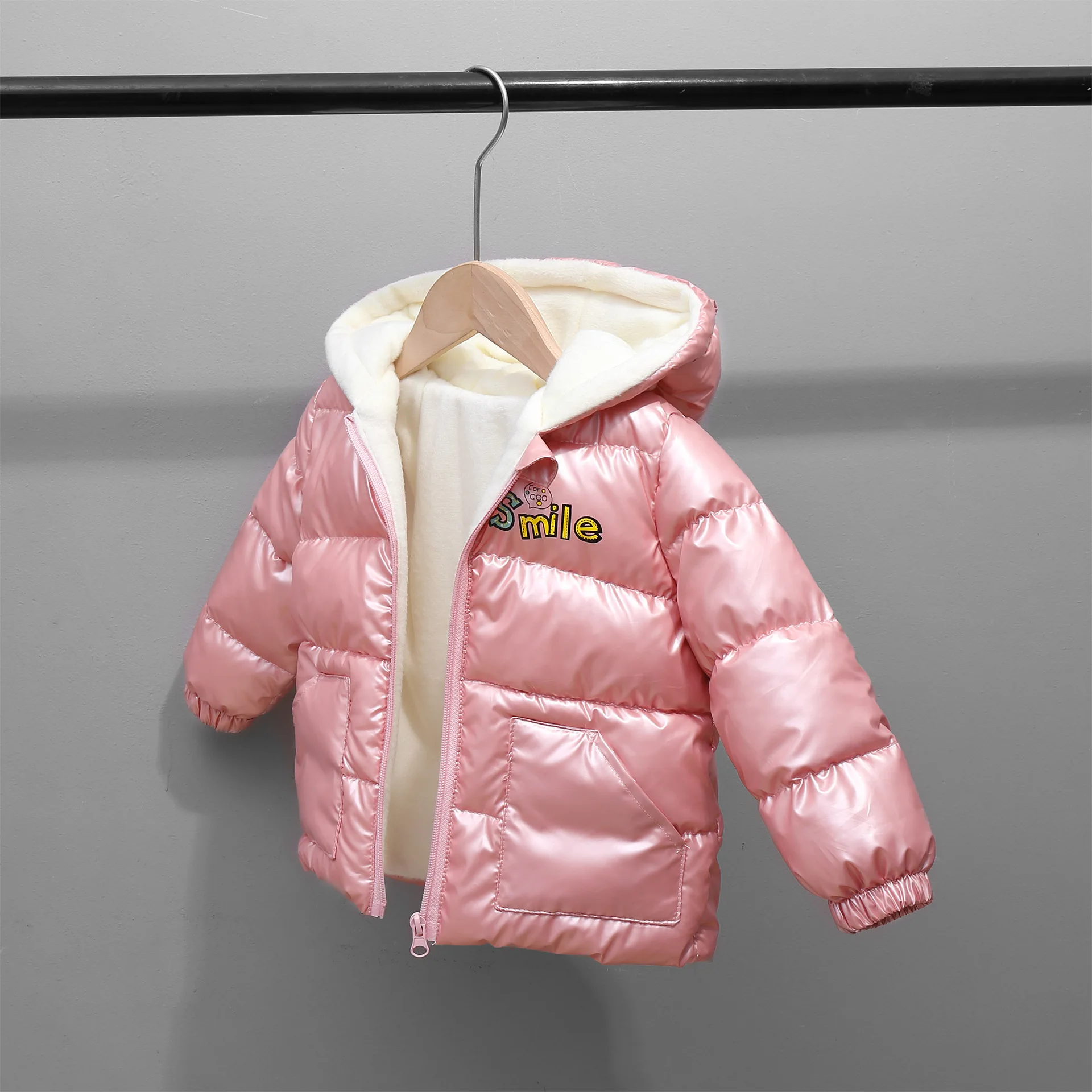 

Children Girls Coat Winter Baby Boys Outerwear Cotton-padded Jacket Kids Plush Velvet Thickened Warm Clothing Fashion Waterproof