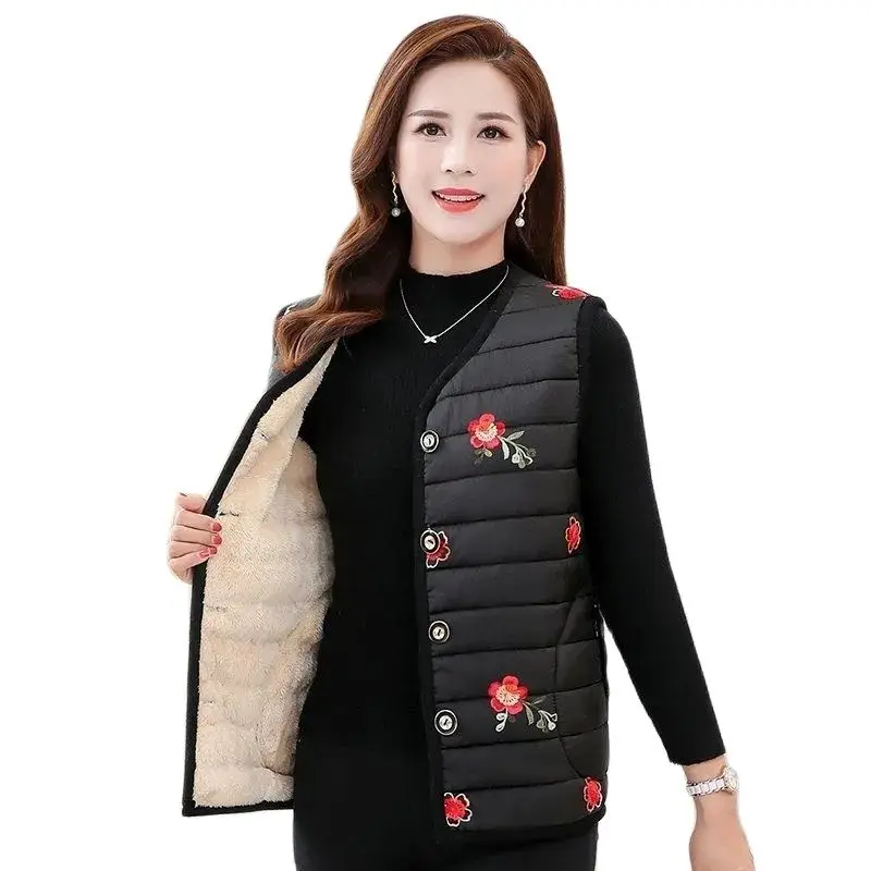 

Add Velvet Add Thick Keep Warm Women's Vest Autumn Winter Mother Imitate Lamb Wool Embroidered Down Cotton Ladies Jacket 5XL